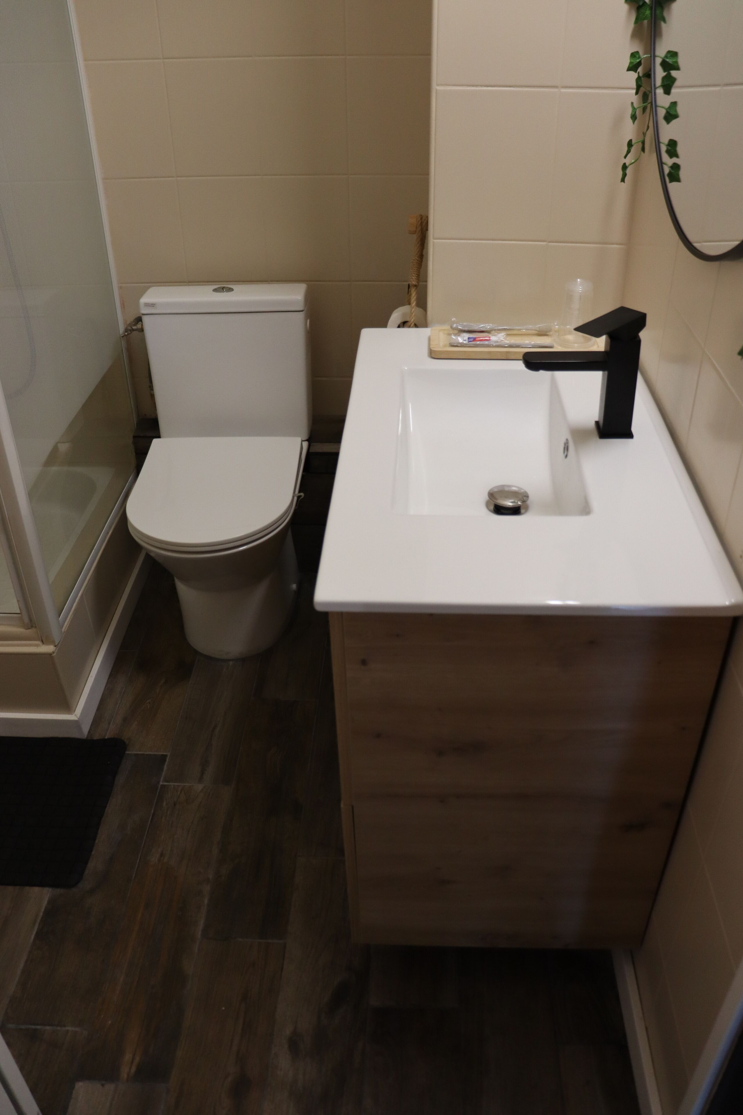 Jetted bath, hair dryer, towels, toilet paper