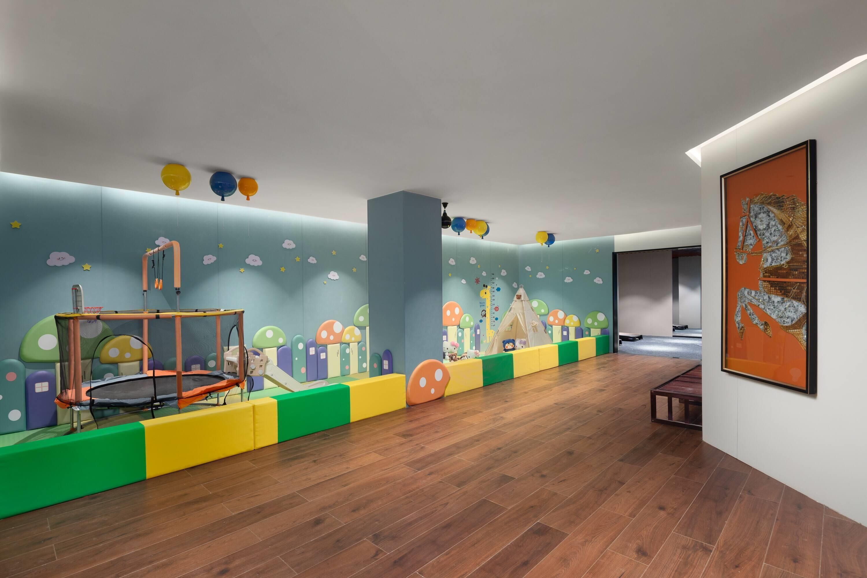 Children's play area - outdoor