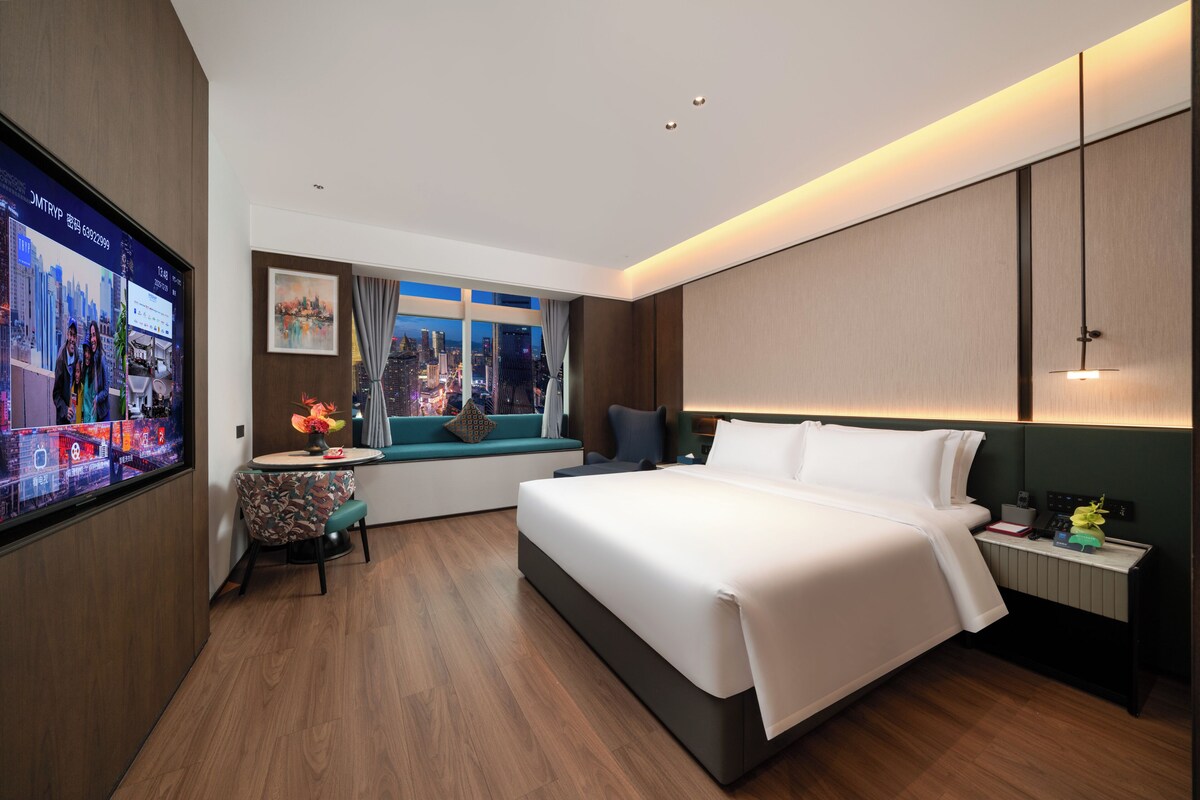 Ropa de cama de alta calidad y minibar con artículos gratuitos