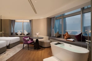 Deluxe Room, 2 Twin Beds | Premium bedding, free minibar, blackout drapes, free cribs/infant beds - Tryp By Wyndham Chongqing Downtown (Chongqing)