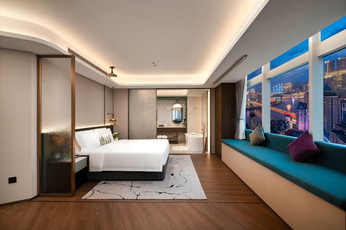 Habitación, 2 camas individuales, vistas al río | Ropa de cama de alta calidad y minibar con artículos gratuitos