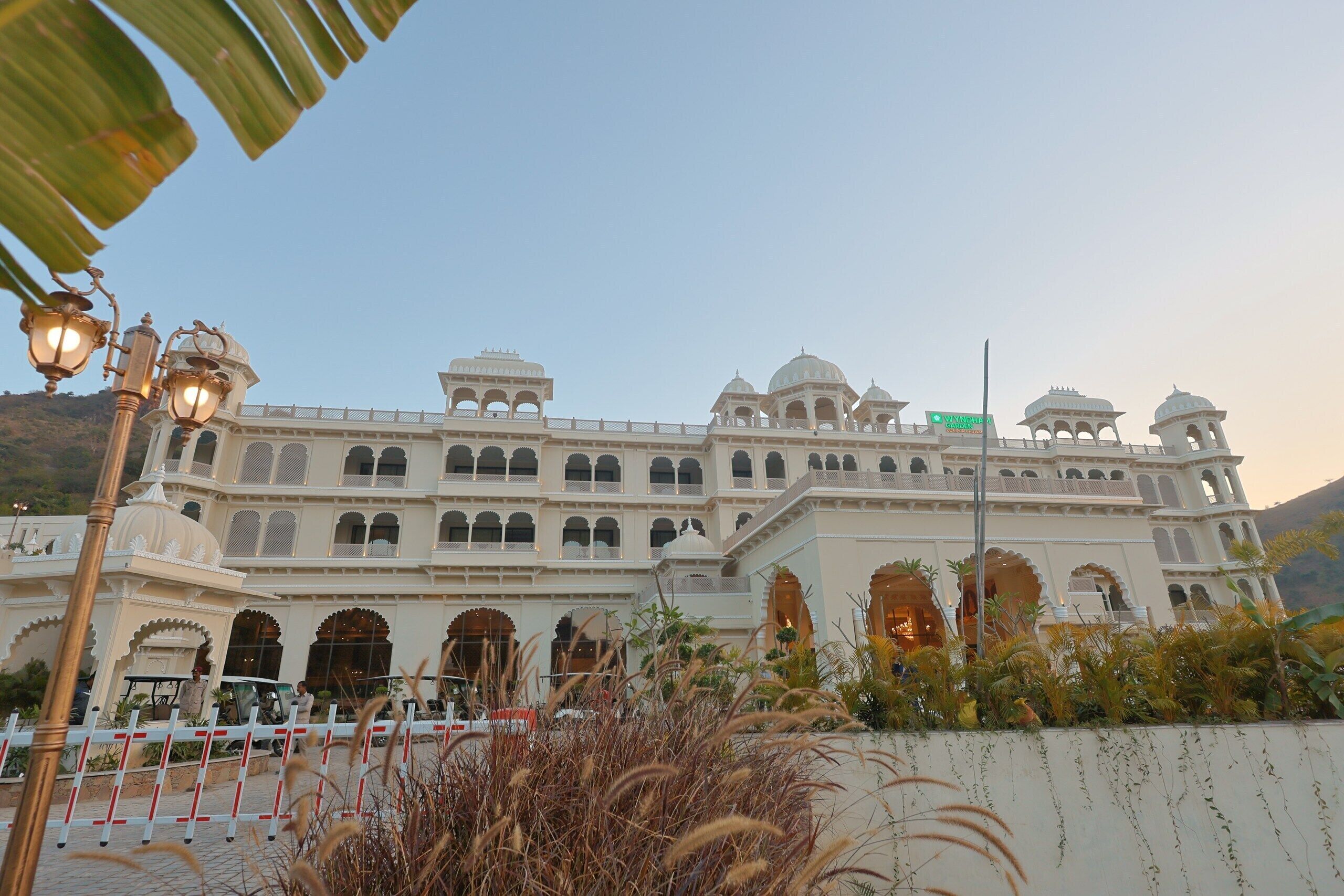 บริเวณภายนอก