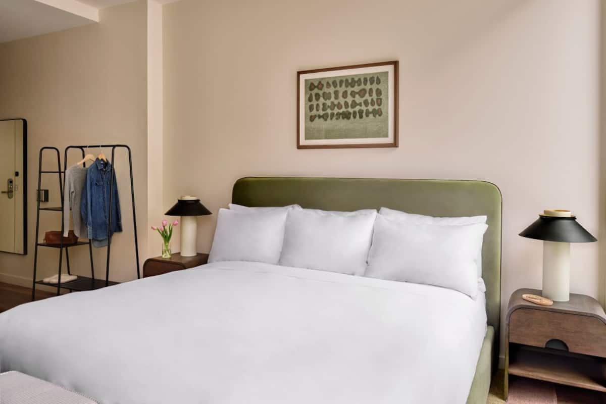 Monolocale Superior, 1 letto king | Una scrivania, postazione laptop, ferro/asse da stiro, Wi-Fi gratuito