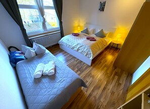 1 bedroom, desk, travel cot, free WiFi - Cozy apartment with Alpine view + Balcony +POOL +Netflix +SAUNA +GYM (Sankt Englmar)