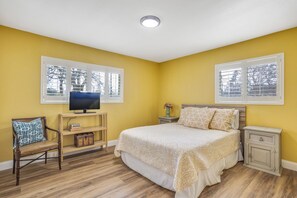 2 habitaciones, tabla de planchar con plancha, wifi y ropa de cama 
