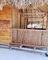 Cabaña básica, vistas al mar | Exterior