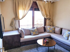 Living area - Quiet & Spacious 2BR Apartment, Family-Friendly, Parking & Wi-Fi (Marrakech)