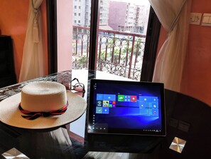 Interior - Quiet & Spacious 2BR Apartment, Family-Friendly, Parking & Wi-Fi (Marrakech)