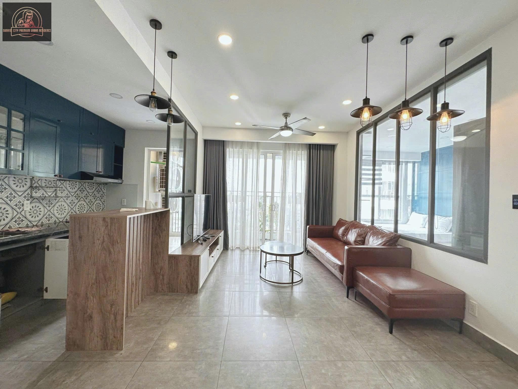 Luxury Apartment, 3 Bedrooms, Non Smoking, City View | Living area
