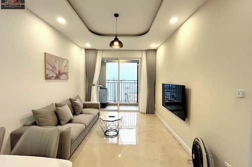 Deluxe Apartment, 2 Bedrooms, Non Smoking, City View | Living area | 24-inch flat-screen TV with digital channels