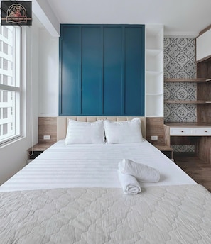 Apartamento superluxo, 3 quartos, para não fumantes, vista para a cidade | Escrivaninha, cortinas blackout, ferros/tábuas de passar roupa