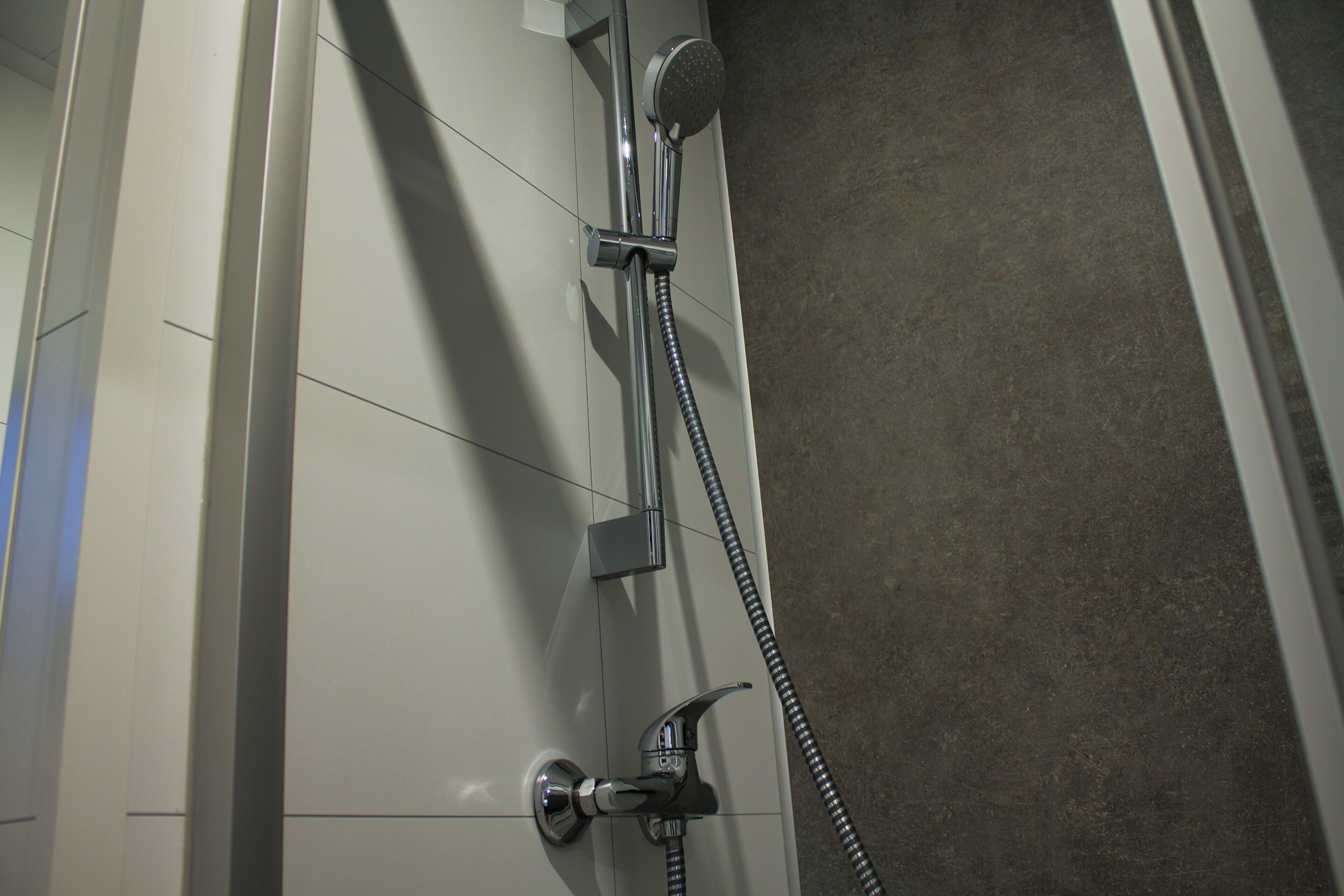 Dusche, Handtücher, Seife, Toilettenpapier