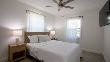 10 soverom, strykejern/-brett, reiseseng for barn og wi-fi