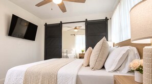Room - Sea Glass Beach Compound | 10BR, Sleeps 28, Near Beach | By Golden Coast Rentals (Clearwater)