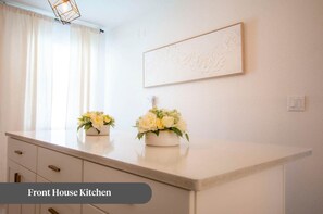 Interior - Sea Glass Beach Compound (Clearwater)