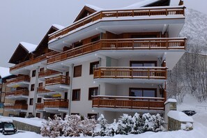 Exterior - 51 m2 apartment with south-facing terrace and breathtaking views, in the heart of Briançon (Briançon)