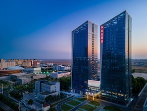 Exterior - Ramada By Wyndham Khorgos Free Trade Zone (Huocheng County)