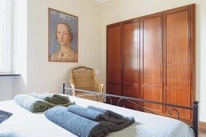 WiFi - Olea Apartment with garden: Surrounded by greenery with views near Chiavari (Liguria)