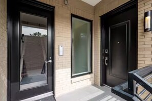Interior - Boutique 1-Bedroom Condo in Heart of Motor City (Detroit)