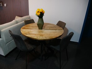 Dining - VancyLove Home (Mons)