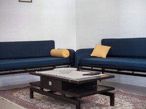 Apartment, Balcony, City View | Living area | 46-inch Smart TV with digital channels, video-game console