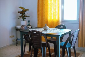 Apartment, Balcony, City View | Living area | 46-inch Smart TV with digital channels, video-game console