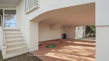 Enceinte de lâhĂ©bergement