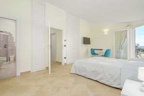5 chambres, fer et planche Ă repasser, Wi-Fi, draps fournis