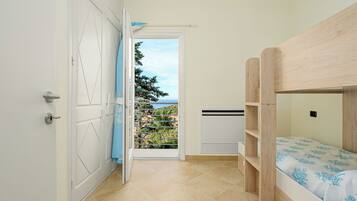 5 chambres, fer et planche Ă repasser, Wi-Fi, draps fournis