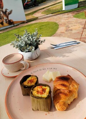 Breakfast area - Hotel Pauche (Zapatoca)