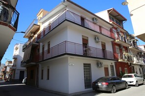 Exterior - New apartment "Blue Sea" (Falcone)