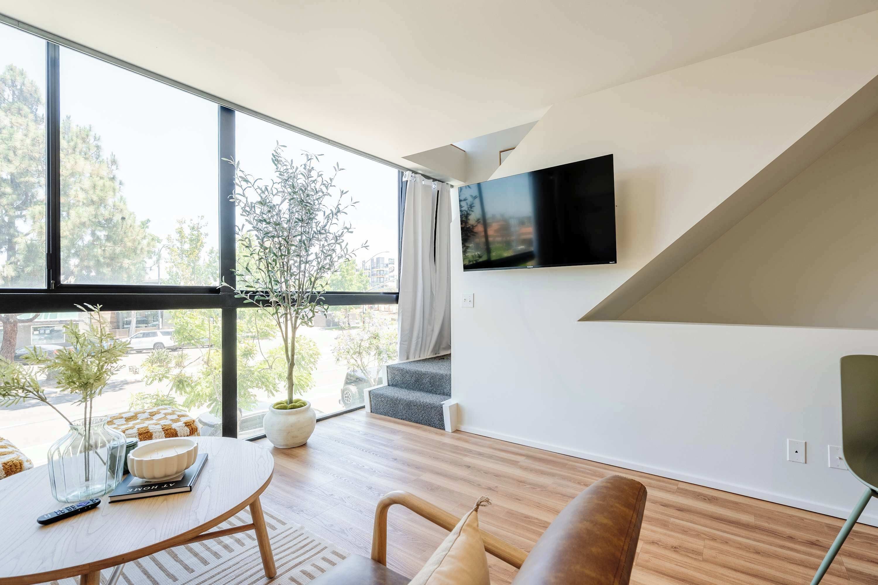 TV, offices