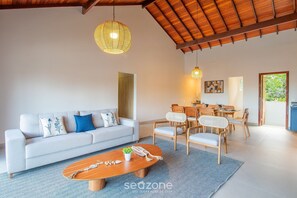 Chalet | Living area