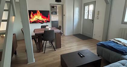 Au Repaire - Cosy house & terrace - 2 steps from Stade de l'Aube