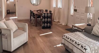 Cozy 2-bedroom house in lovely Iron Station with within minutes of all you need!