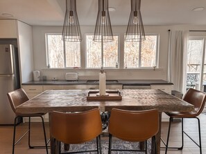 Dining - Cozy 2-bedroom house in lovely Iron Station with within minutes of all you need! (Iron Station)