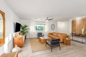 TV, fireplace, offices