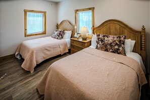 6 Schlafzimmer, Bügeleisen/Bügelbrett, WLAN, Bettwäsche