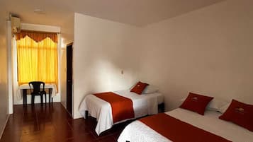 Dusche, Handtücher, Seife, Shampoo