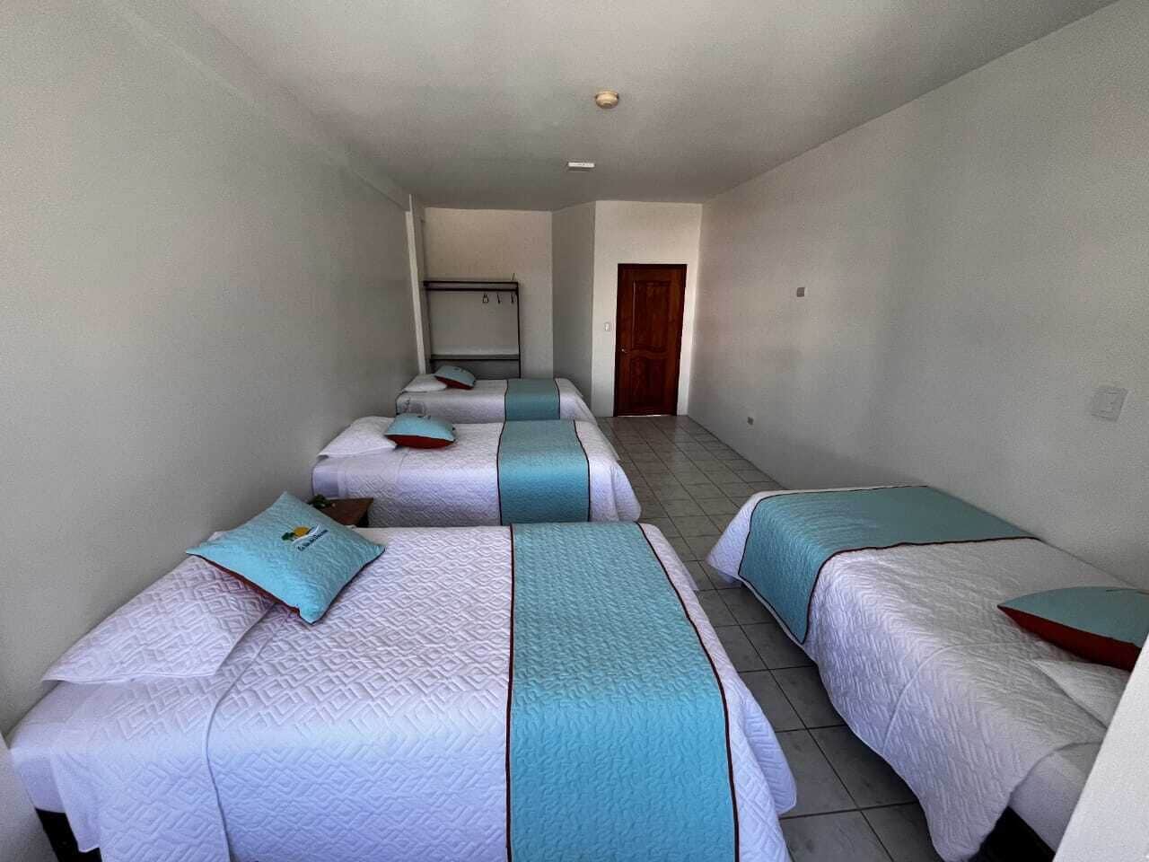 ห้องเบสิกพักรวม, หอพักรวม, เครื่องปรับอากาศ, วิวเมือง | Wi-Fi ฟรี, ผ้าปูที่นอน