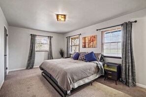 3 dormitorios, tabla de planchar con plancha, wifi y ropa de cama