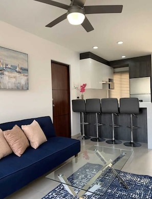 TV - Apartment in private condominium near the sea (Mazatlán)