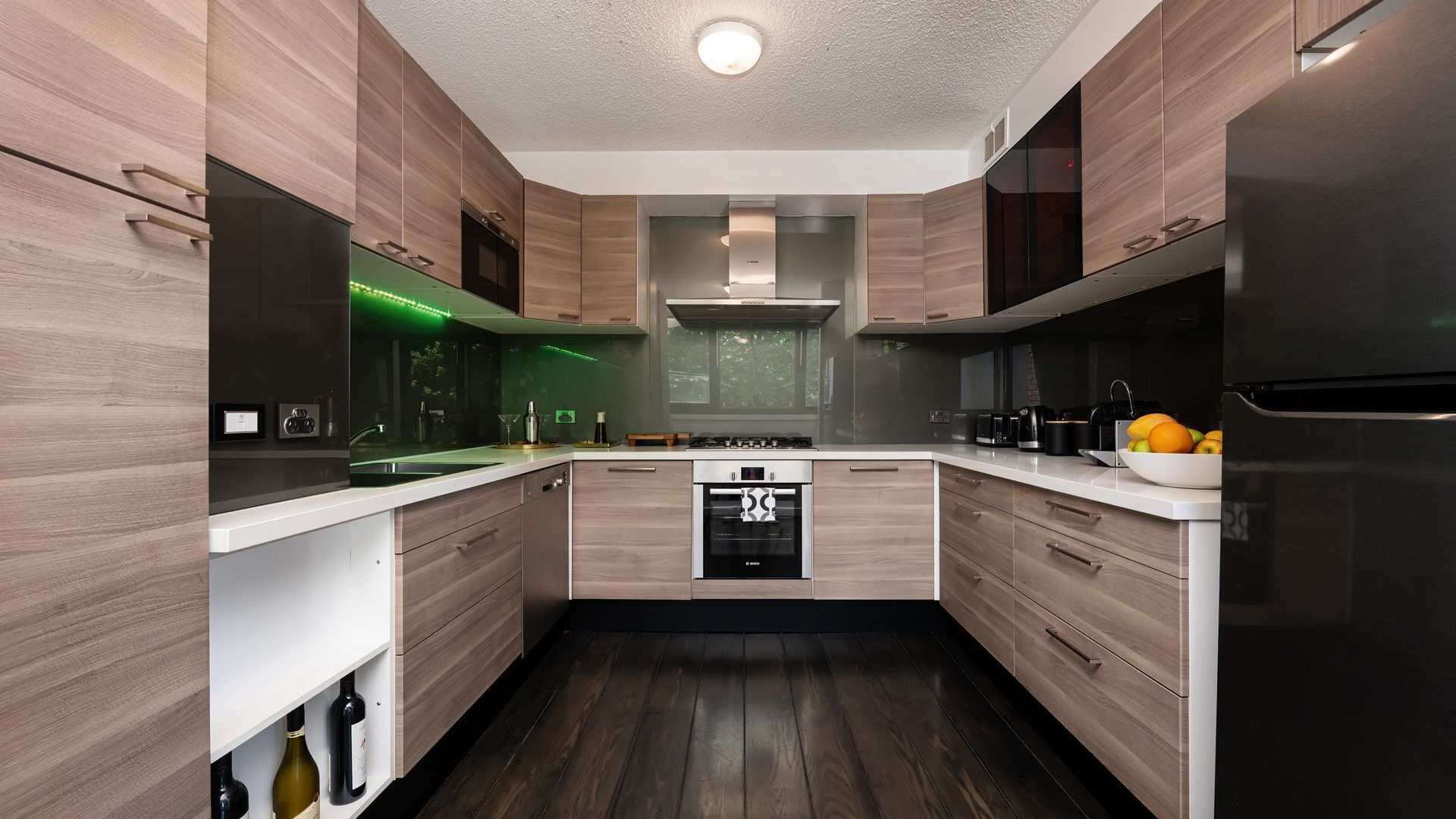 Kühlschrank, Ofen, Herdplatte, Geschirrspüler