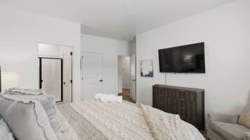 4 Schlafzimmer, Bügeleisen/Bügelbrett, WLAN, Bettwäsche