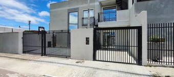 Full studios in Curitiba for singles or couples near the Botanical Garden/CWB