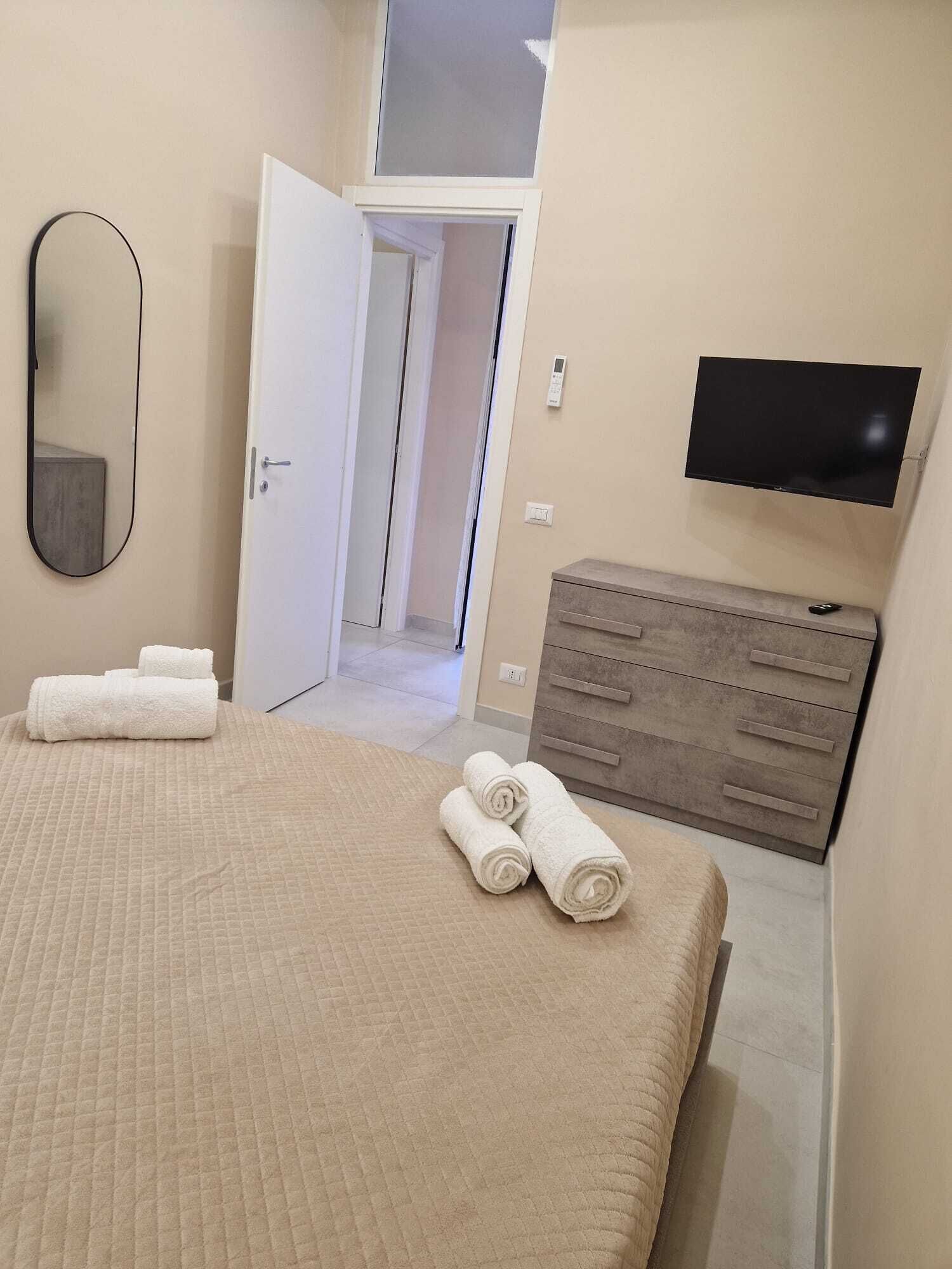 Fer et planche à repasser, draps fournis