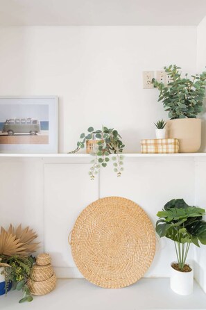 Interior - Boho Beauty! Super Central | Steps to Beach & Bay (San Diego)