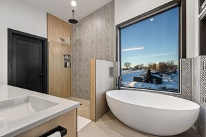 Douche, serviettes fournies