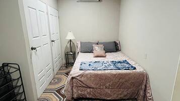 2 chambres, fer et planche Ă repasser, Wi-Fi gratuit, draps fournis