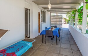 Outdoor dining - Beautiful apartment in Rosolina with WiFi (Rosolina)